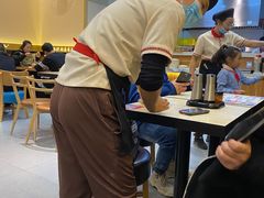 大堂-桂在香知桂林米粉(红博中央公园店)