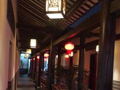 -唔呶喔哩酒家(生产街店)