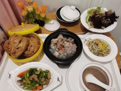 -菁幼月子会所(儿童医院店)