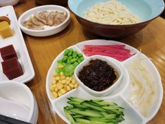 老北京炸酱面-四季小馆·地道北京小吃(广百店)