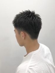-即型男士理发工作室
