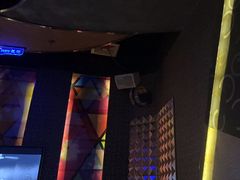 -K+全国连锁KTV(绿地缤纷天地店)