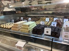 -VENCHI 闻绮(北京国贸商城店)