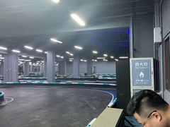 -e赛道卡丁车
