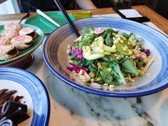 牛油果蔬菜沙拉-那家小馆•北京菜•烤鸭(香山店)