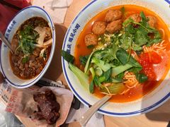 -遇见小面(站西路店)
