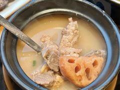 -莲餐厅·湖北菜·潜江小龙虾店(愚园路店)