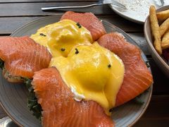 烟熏三文鱼班尼迪蛋-Money Shops(愚园路店)