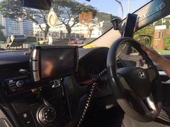 -詹爷爷乌节路街头冰淇淋