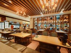 -雍和会海鲜姿造自助(湖东路店)