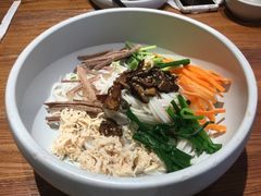 鸡丝凉米线-云海肴云南菜·蒸汽石锅鱼(北京良乡华冠店)