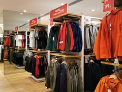 -优衣库(上海虹口龙之梦店)