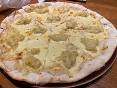 -JINNS锦时 steak&pizza(浸信会礼拜堂旧址店)