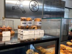 面包甜点陈列柜-Money Shops(愚园路店)