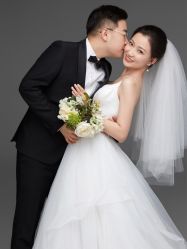 -光阴的故事婚纱摄影(苏州店)
