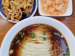 -百年老字号·观振兴蟹黄面·三虾面·苏式面(观前街富仁坊巷店)