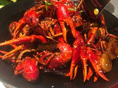 -巴厘龙虾·榜首油焖大虾(音乐学院·沿江酒馆店)