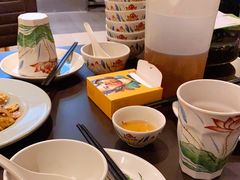 -大头虾越式风味餐厅(光明广场店)