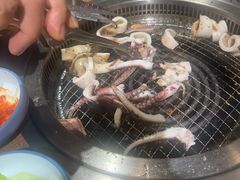 -明洞阿姨·韩式酱蟹烤肉·创意料理(三元桥店)