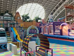 -天山海世界·米立方