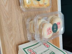 -酥大興·新国潮糕点配茶饮(龙岗万达黑金店)