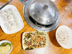 -章记正宗南岗鱼蛋火锅