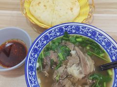 -丰登陕西水盆牛羊肉·泡馍