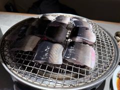 -草家酱蟹炭火烤肉店(珲春南路一店)