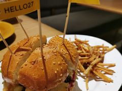 -HELLO 27 意面·沙拉·帕尼尼