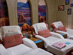 -秘地·影院式足浴SPA(凤三旗舰店)