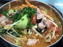 -红鼻子桂林米粉(金唐新光界店)