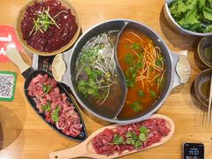 -苗家恒灵酸汤鱼-跳水牛肉连锁店(凯里总店)
