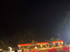 -亚龙湾希尔顿自助餐厅·海鲜·烧烤·沙滩BBQ·现场乐队