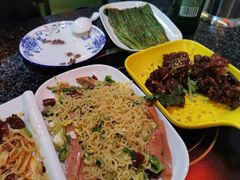-老何太太鹤岗小串·团建聚餐(龙华店)