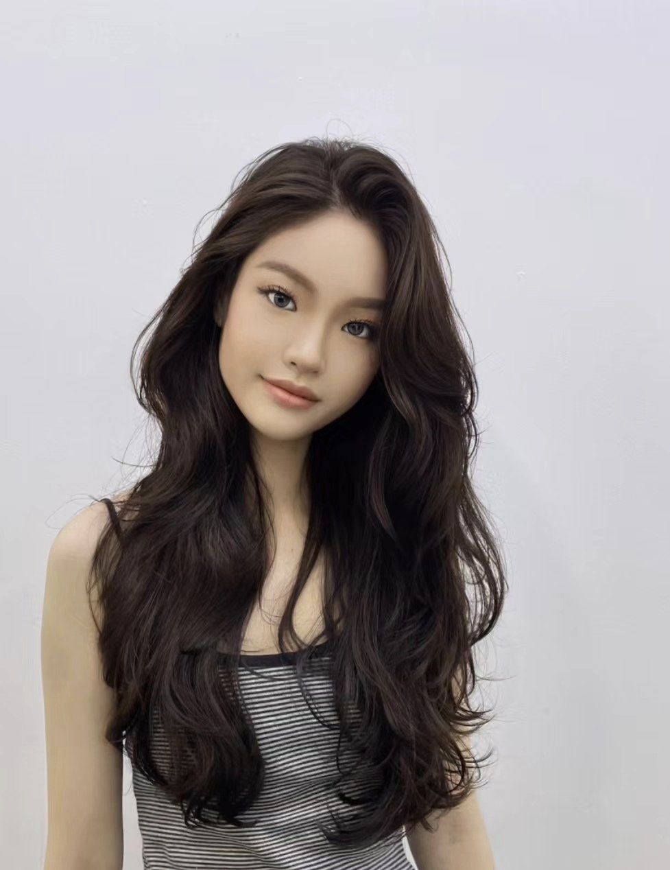 波浪卷发的自然魅力