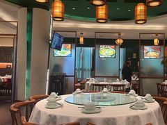 -江城小馆陕南妈妈菜·全球旅行餐厅(钟楼店)