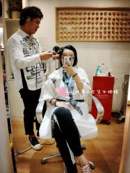 -简法造型·品牌形象店