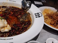-渔语鱼新川菜Bistro(万象天地店)