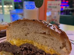 -Famous肥猫墨西哥音乐餐吧(五棵松华熙LIVE店)