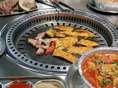 -马路牙子烧烤音乐酒馆(望京店)