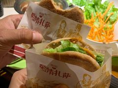 -一叶一世界•素食餐厅(环球中心店)