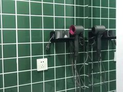-懒虫健身(铜山万达华府店)