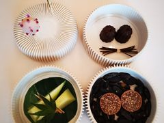 Petit&nbsp;Four-Odette