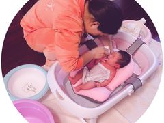 -爱的果实月嫂育婴师(世纪东方店)