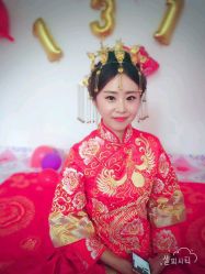 -红馆妆造(中央大街店)