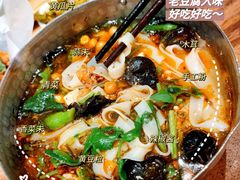 小锅肉酱老豆腐手工粉-小满手工粉(上海月星环球港店)