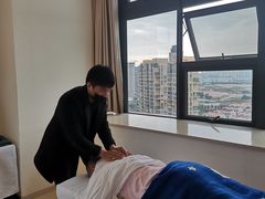 -佰推·肩颈腰·推拿理疗(湾悦城店)