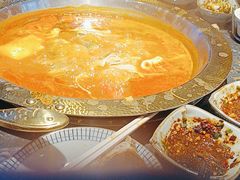 -野山舂·贵州现舂酸汤牛肉(东山店)