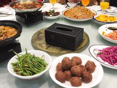 -鸿兴楼酒家嘉山路店