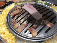 -青瓦炭韩潮烤肉(花园道店)